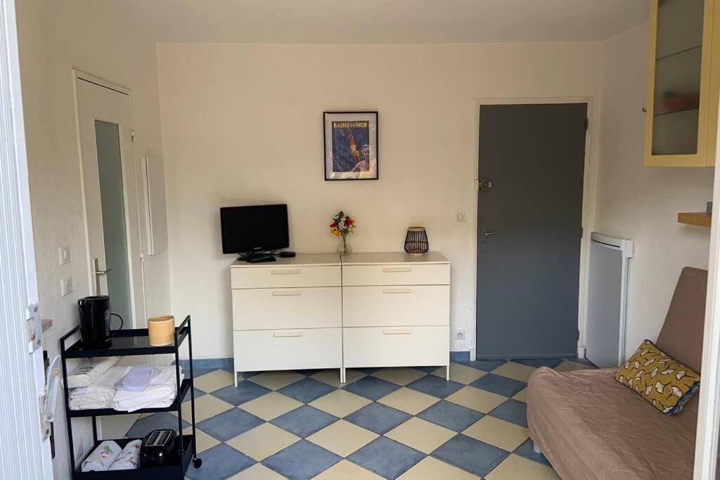 Les Bains De Mer Yourhosthelper Apartment Bandol Luaran gambar